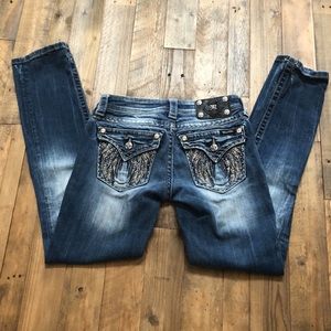 Size 25 JE5616T4R Straight Leg Miss Me Jeans